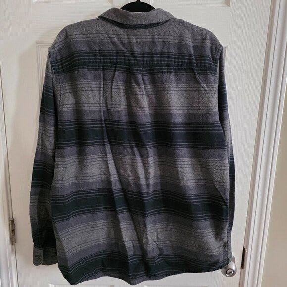 Chaps Performance Flannel Long Sleeve Button Down Shirt Men's Size XL - Picture 2 of 7